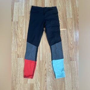 Lululemon full length color block women’s leggings